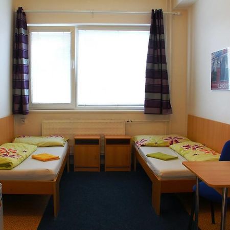 Hostel Narva Pozsony Kültér fotó