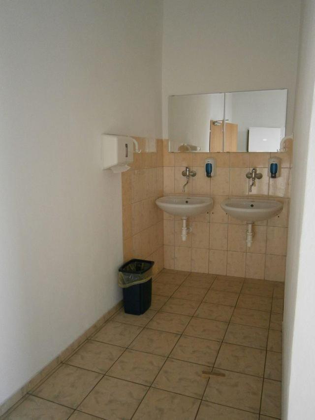 Hostel Narva Pozsony Kültér fotó